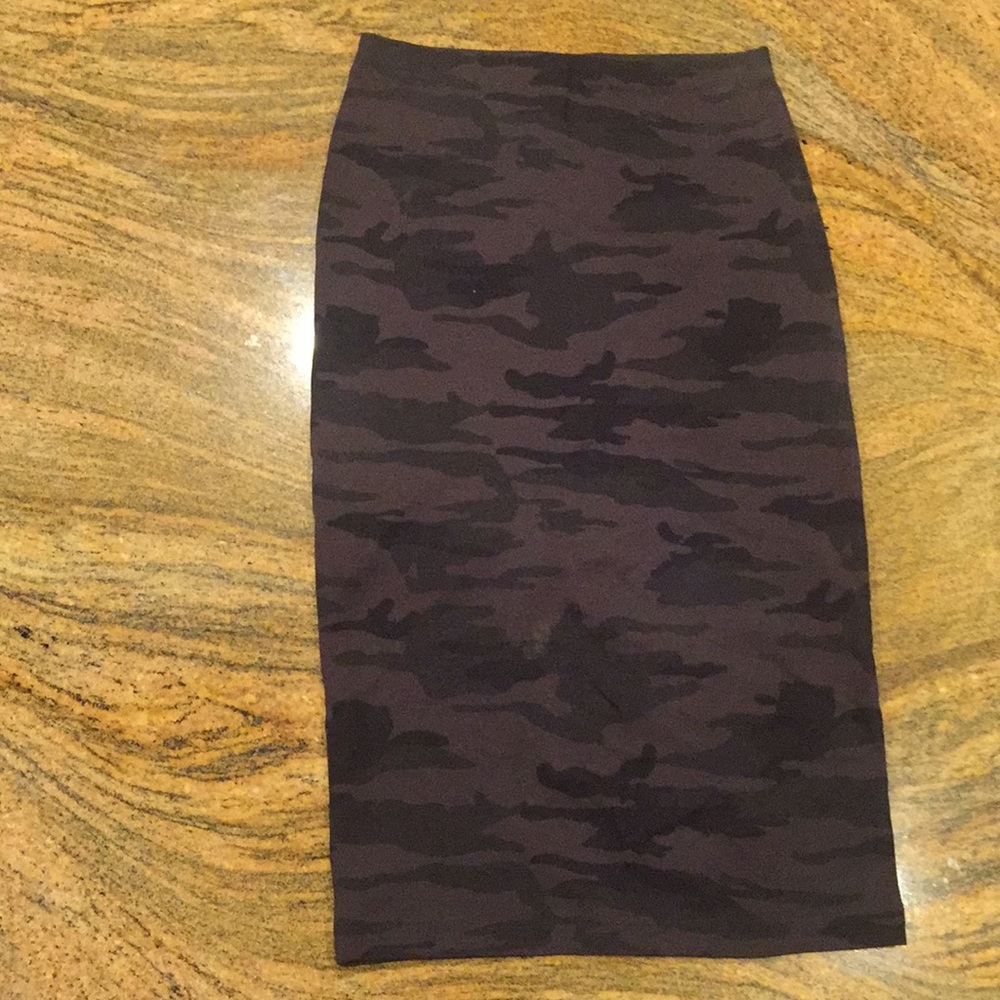 Camo pencil skirt